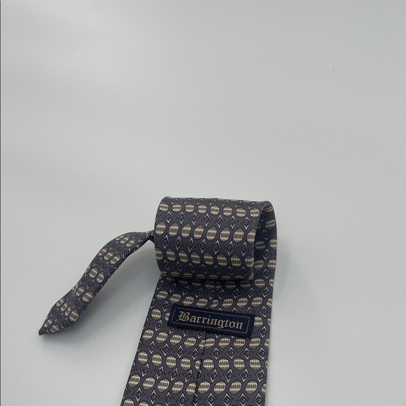 Barrington Elegant Patterned Silk Tie 100% silk/made in Italy/ - Picture 5 of 5